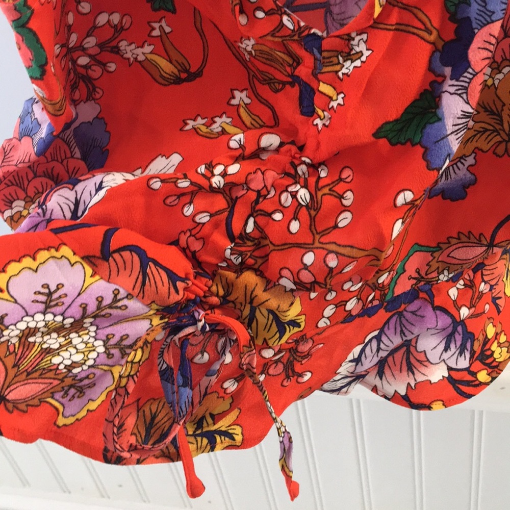 Express Red Flutter Crop Top Xs Nwot - image 4